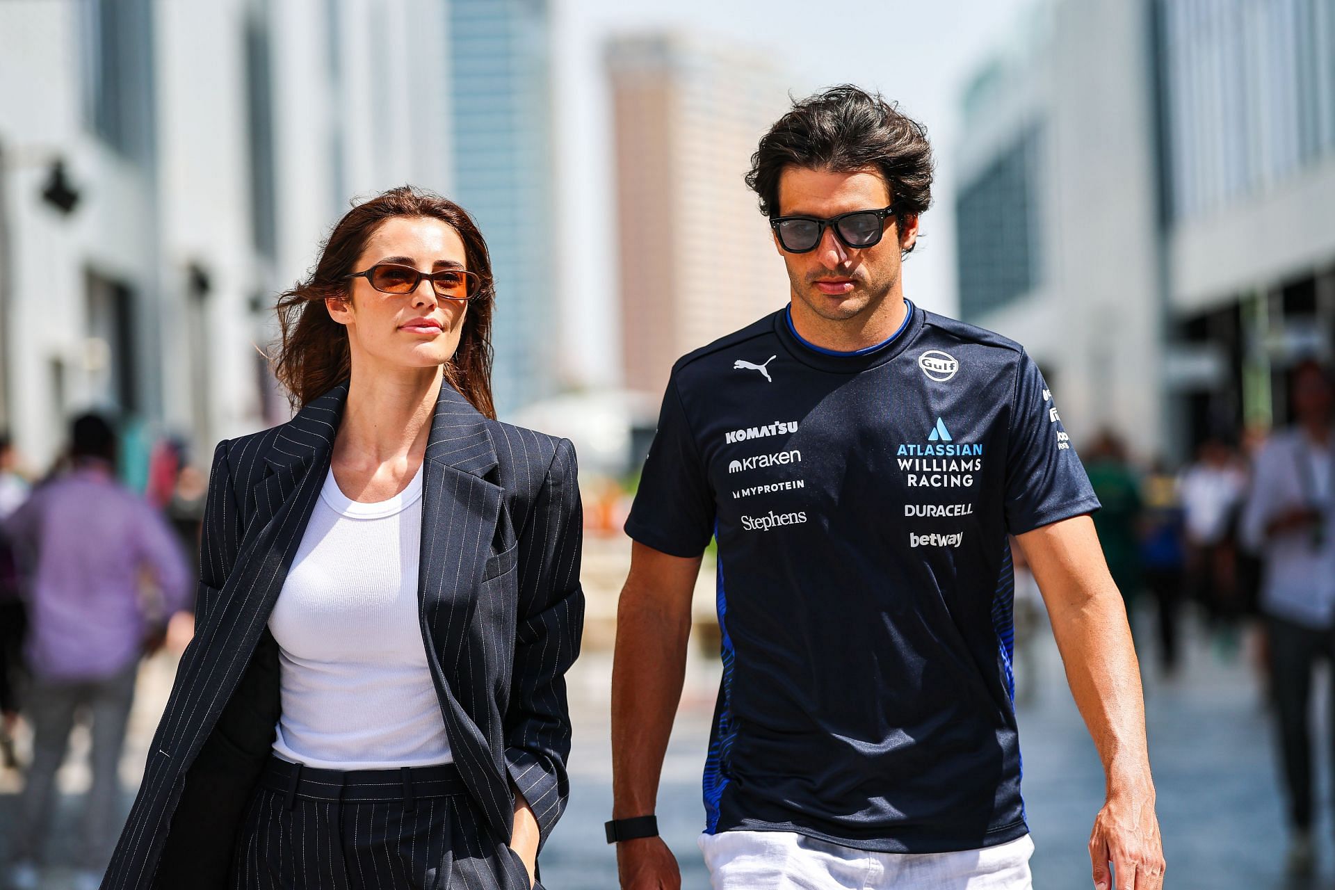 Carlos Sainz and Rebecca Donaldson during the 2025 Saudi Arabian Grand Prix weekend (Getty Images)